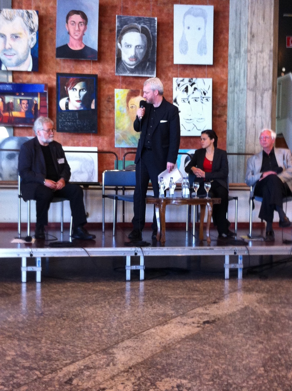 Podiumsdiskussion zur MUTHEA-Tagung 2012 in Karlsruhe